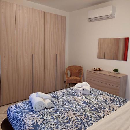 La Conchiglia Appartement Porto SantʼElpidio Buitenkant foto