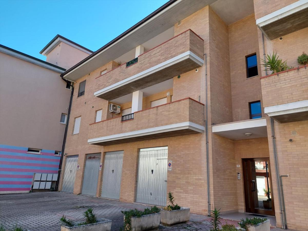 La Conchiglia Appartement Porto SantʼElpidio Buitenkant foto