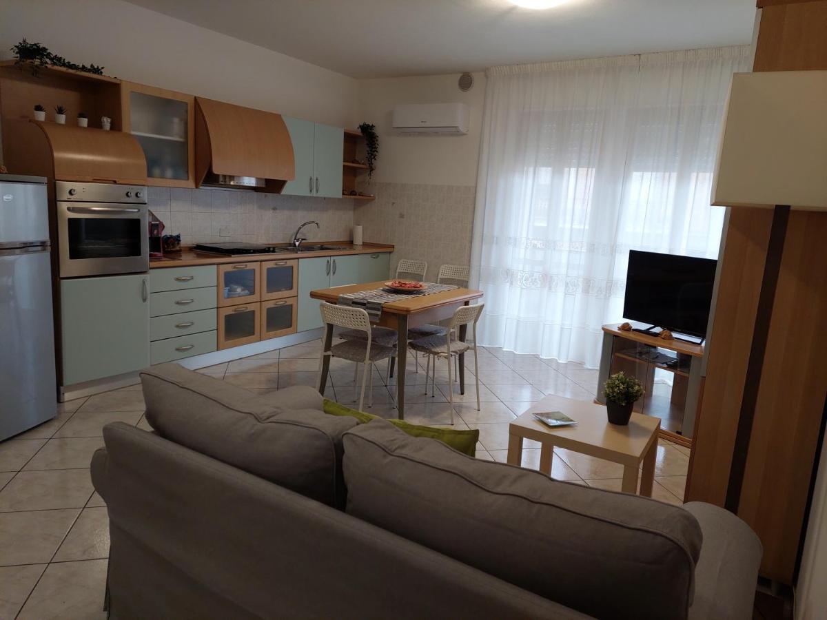 La Conchiglia Appartement Porto SantʼElpidio Buitenkant foto