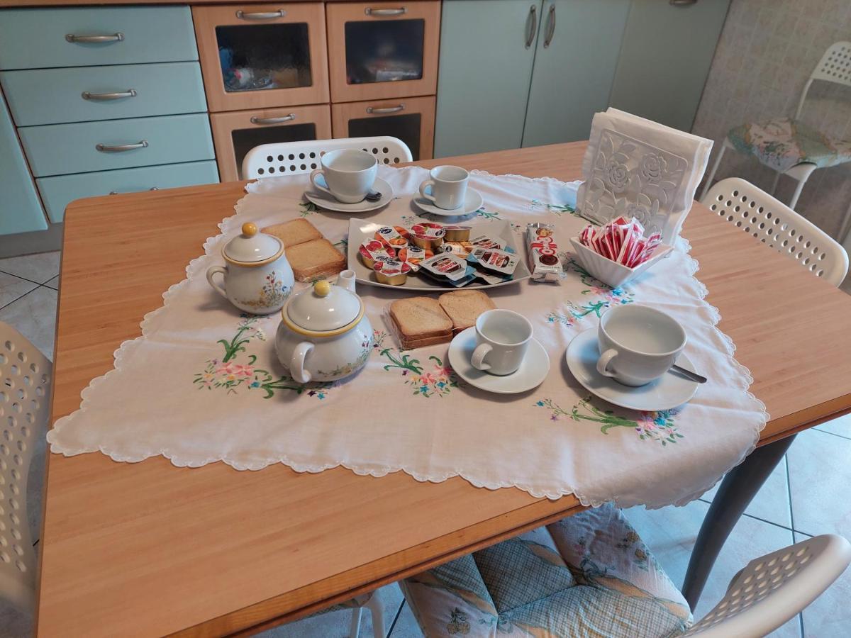 La Conchiglia Appartement Porto SantʼElpidio Buitenkant foto