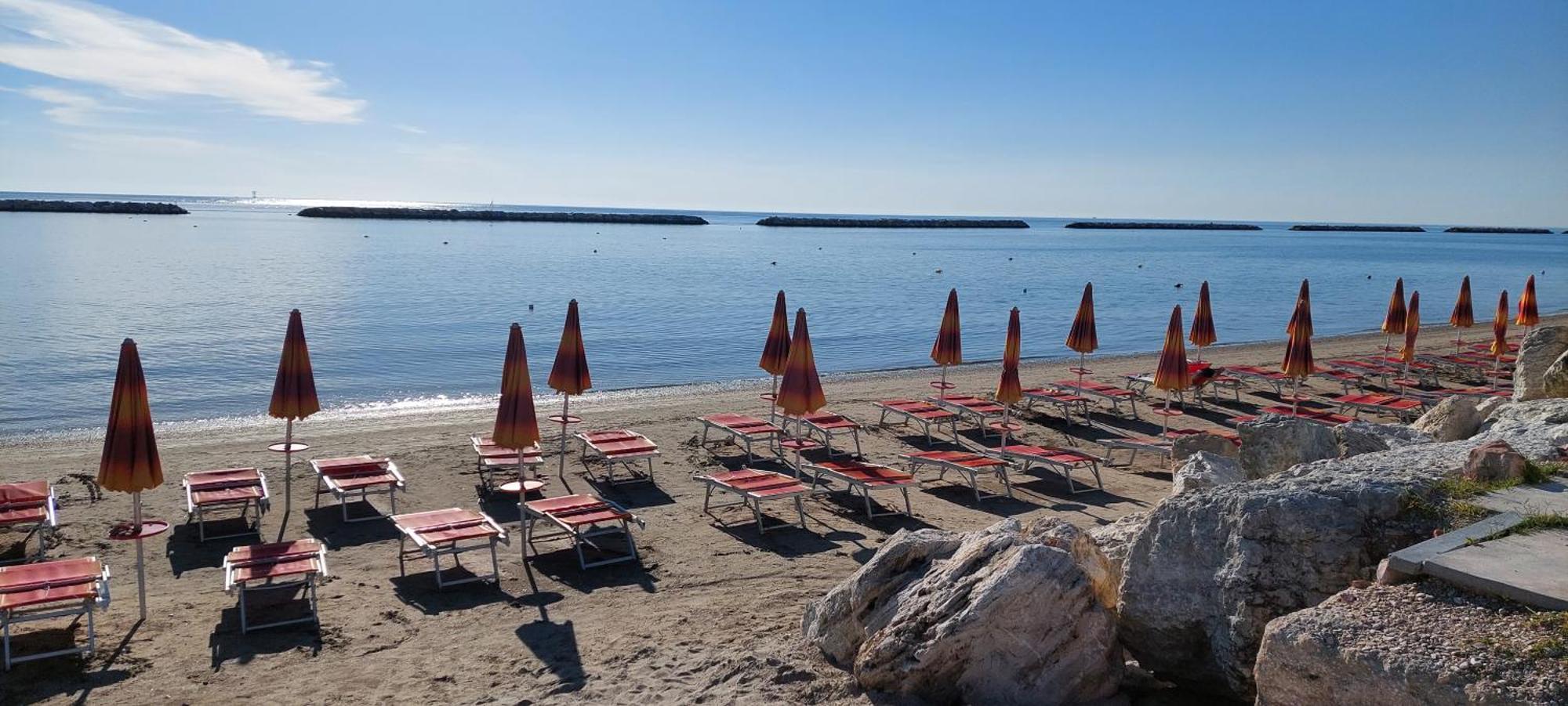 La Conchiglia Appartement Porto SantʼElpidio Buitenkant foto