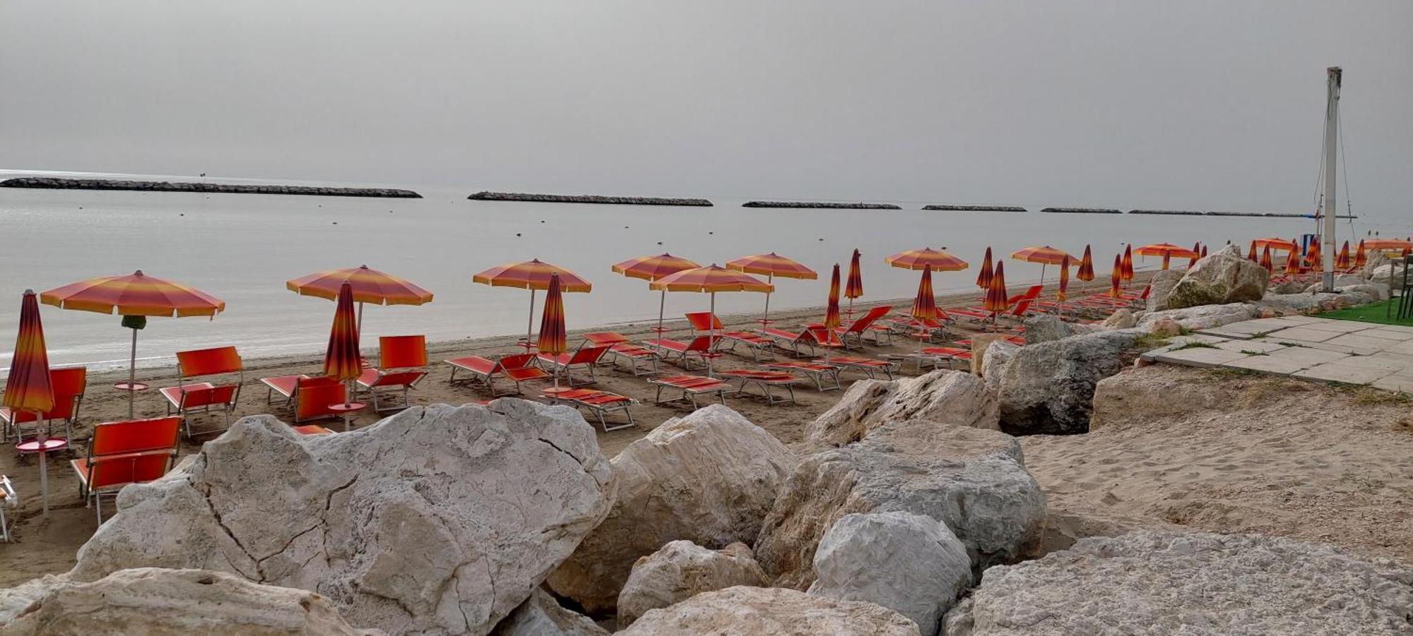 La Conchiglia Appartement Porto SantʼElpidio Buitenkant foto