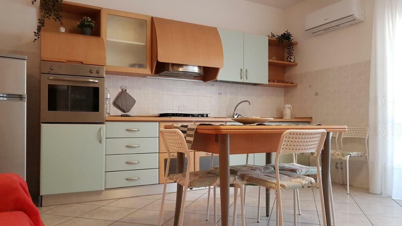 La Conchiglia Appartement Porto SantʼElpidio Buitenkant foto